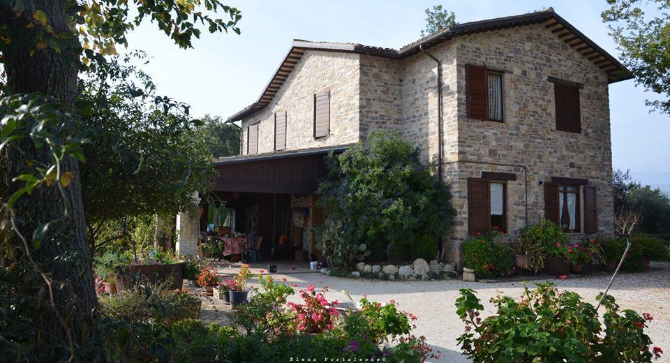 Bed and Breakfast Casale Il Cerqueto San Severino Marche Exterior foto