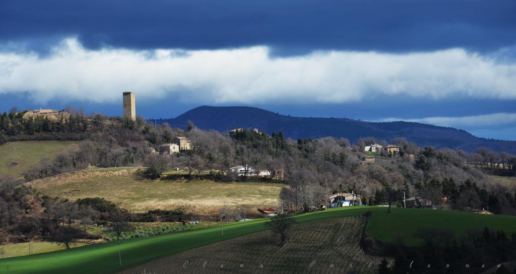 Bed and Breakfast Casale Il Cerqueto San Severino Marche Exterior foto